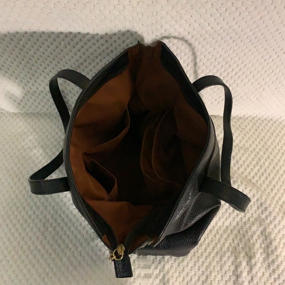 Fossil Tote - Picture 11 of 11